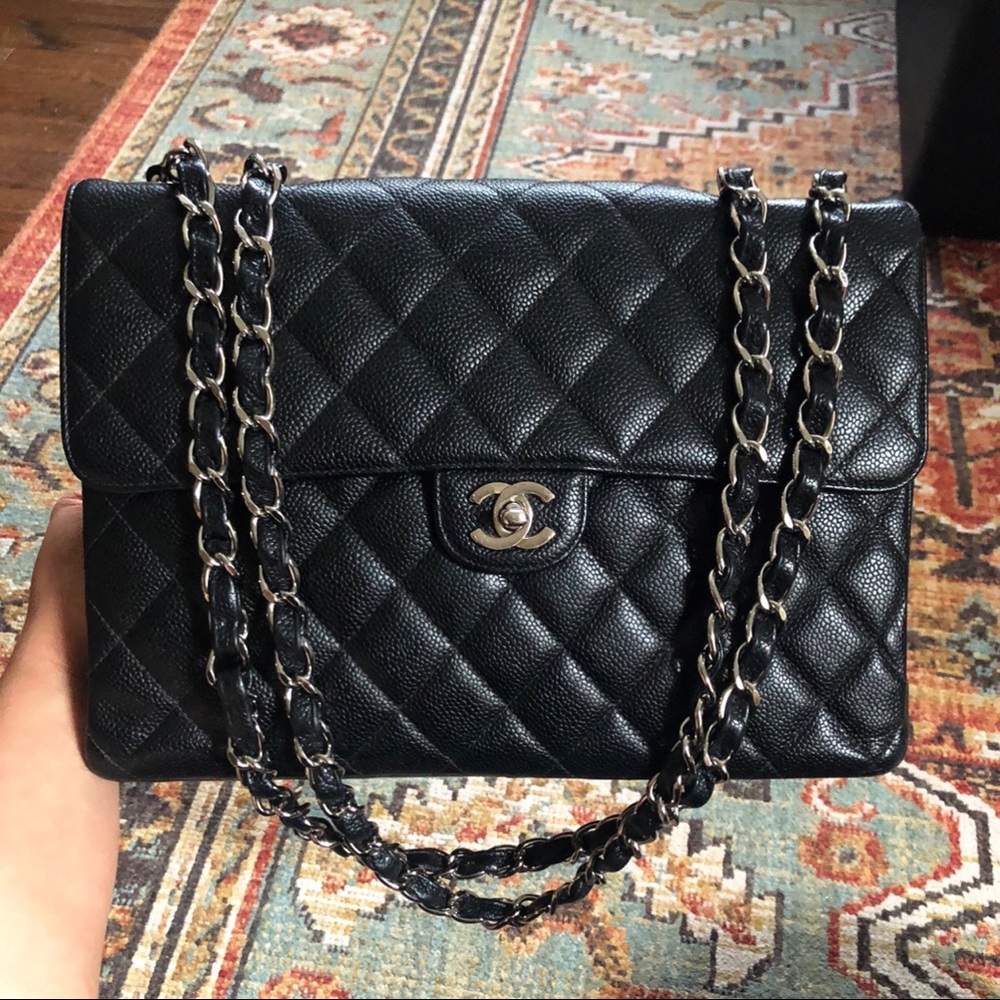 SOLD***Chanel Vintage Classic Jumbo Caviar Flap - Picture 1 of 13